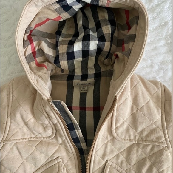 Authentic Burberry Check Cotton Quilted Jacket Size 4T - Picture 3 of 8